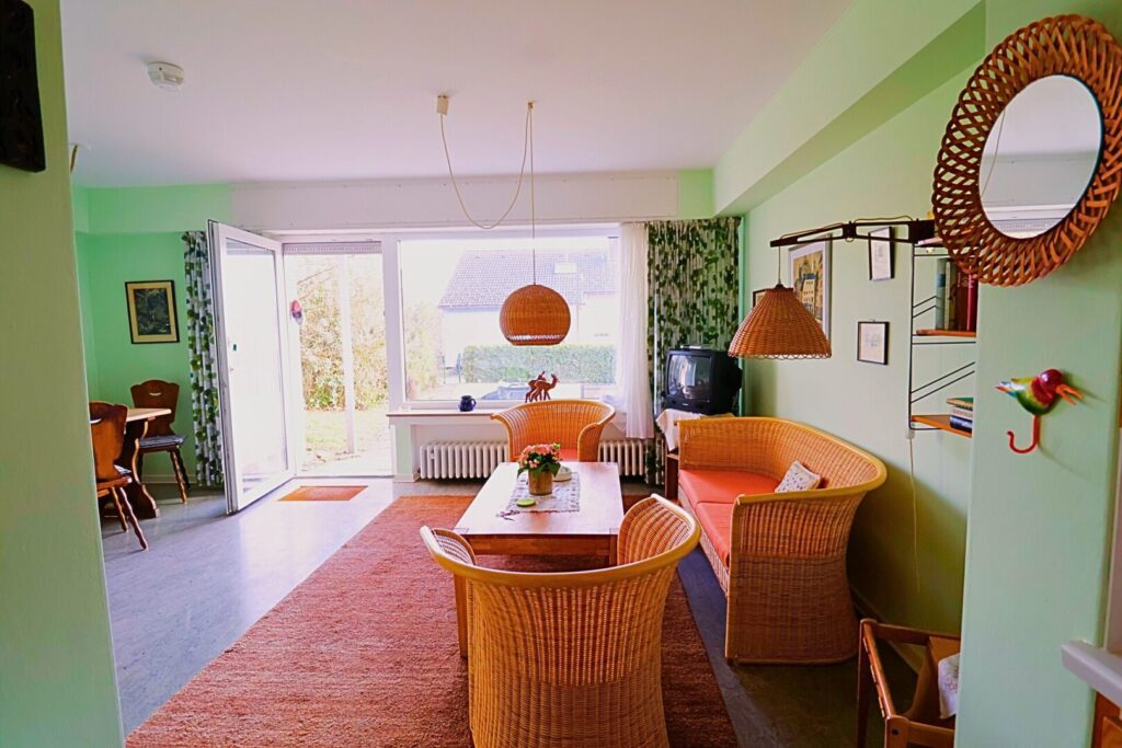 Sitzecke mit Blick nach draußen