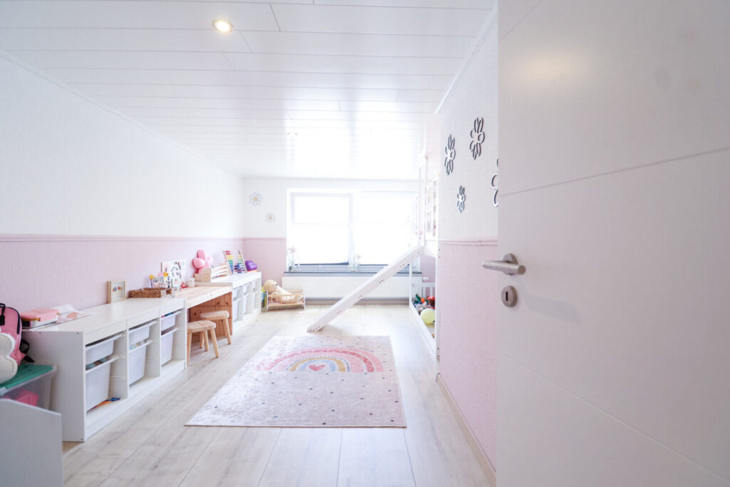 Kinderzimmer 2 OG