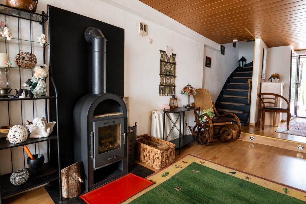 Eingangsbereich mit Kamin