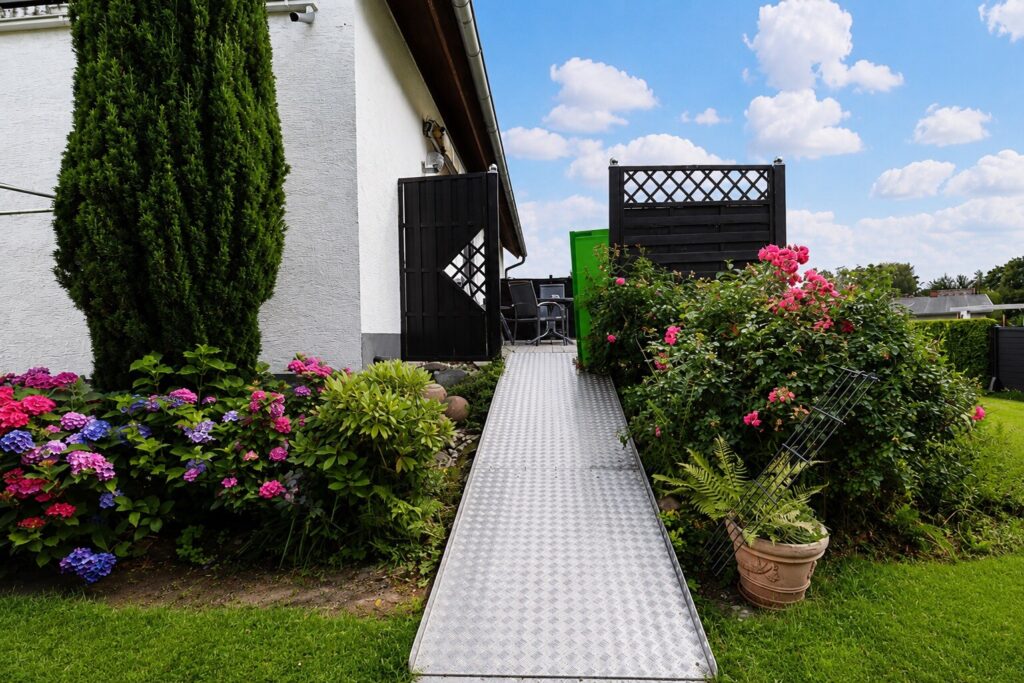 Rampe zur Terrasse
