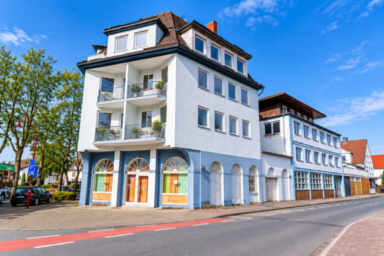 Gebäude 1