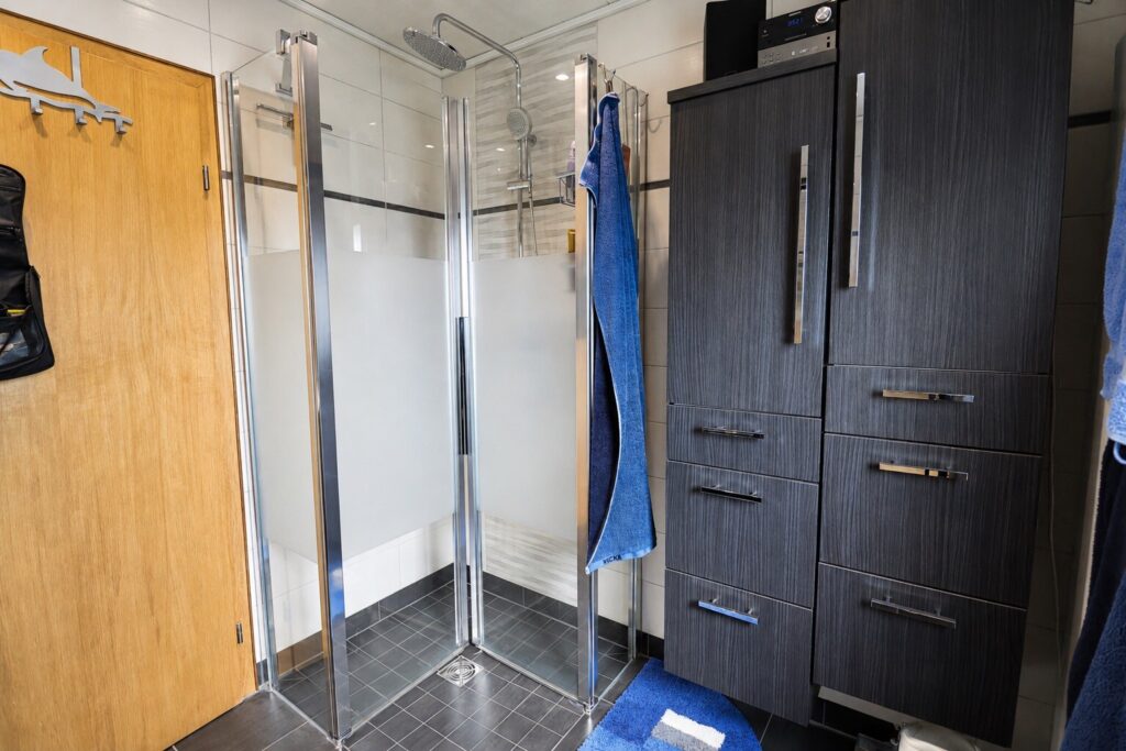 Badezimmer 2