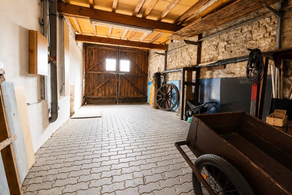 Garage/Scheune innen